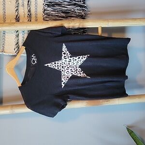Chaser AUDRA Leopard Star Short Sleeve Graphic Tee